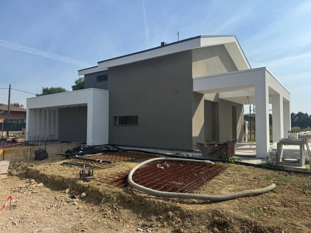 Villa a Castelnuovo rangone in Via Zenzalose - Foto 4
