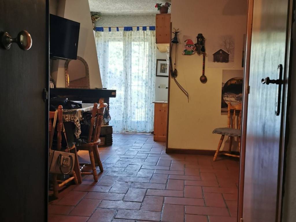 Appartamento a Lucoli in Via dell'Aquila - Foto 4