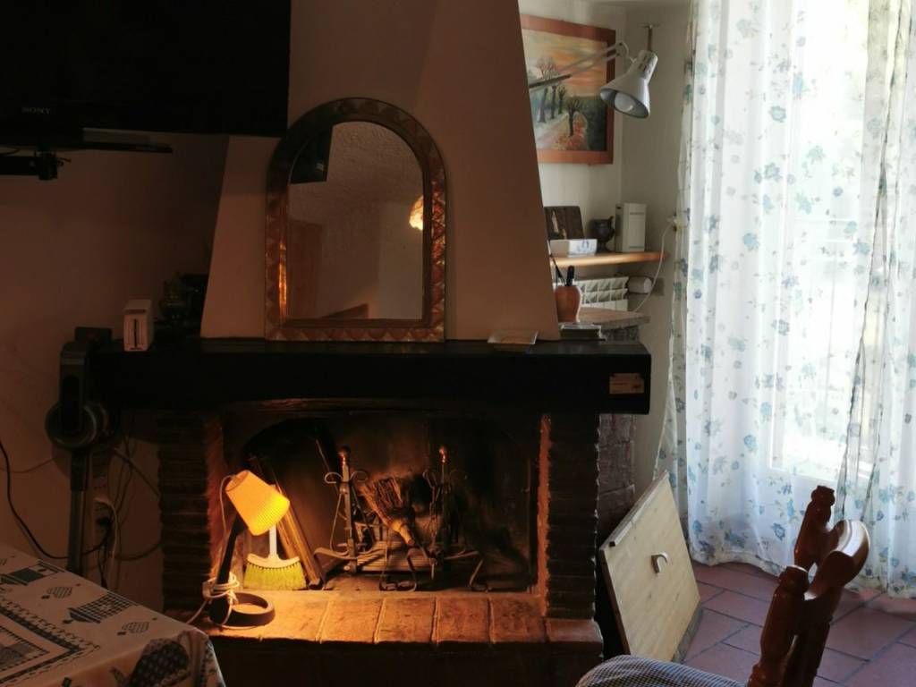 Appartamento a Lucoli in Via dell'Aquila - Foto 5