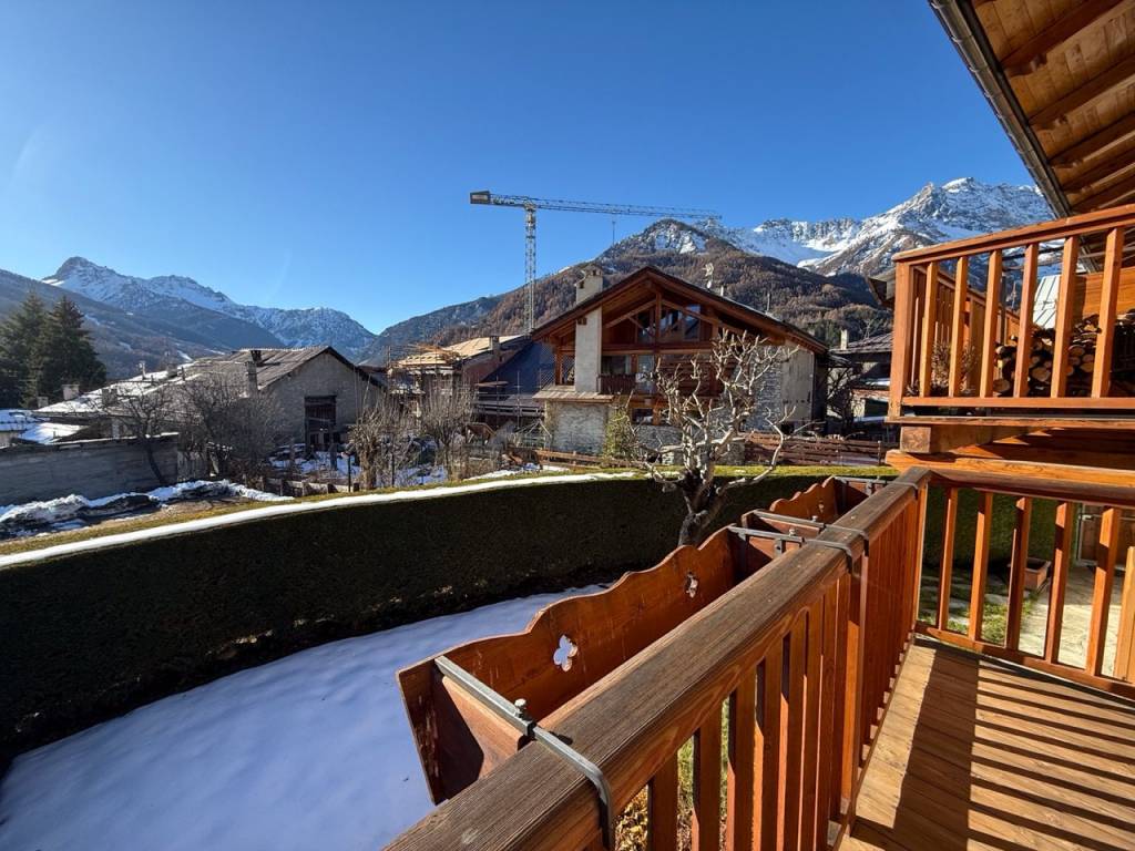 Appartamento a Bardonecchia in Via Camillo Benso di Cavour, 34 - Foto 2