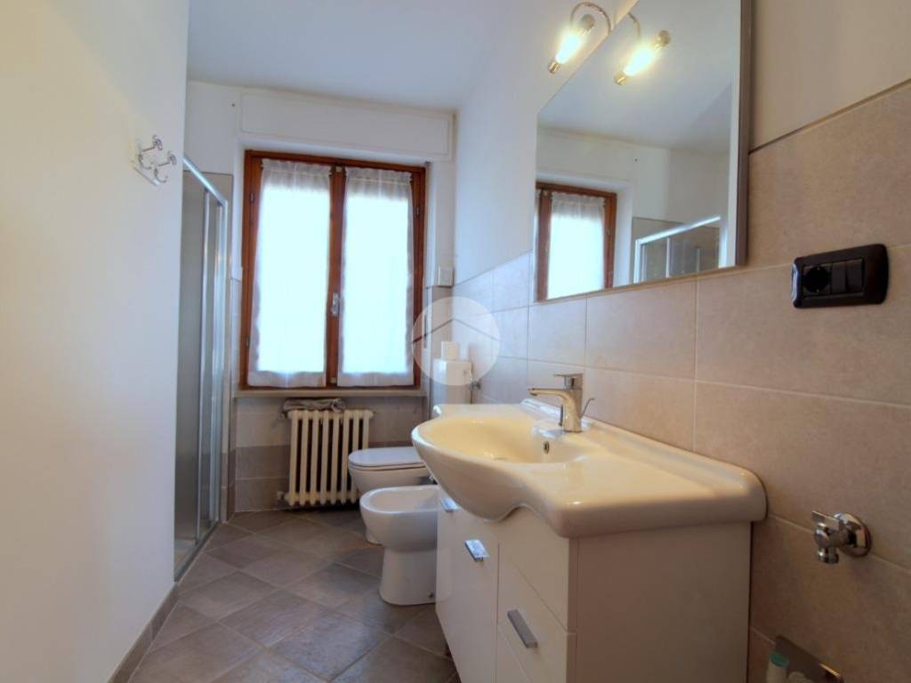 Casa indipendente a Santa vittoria d'alba in Via statale, 73 - Foto 3