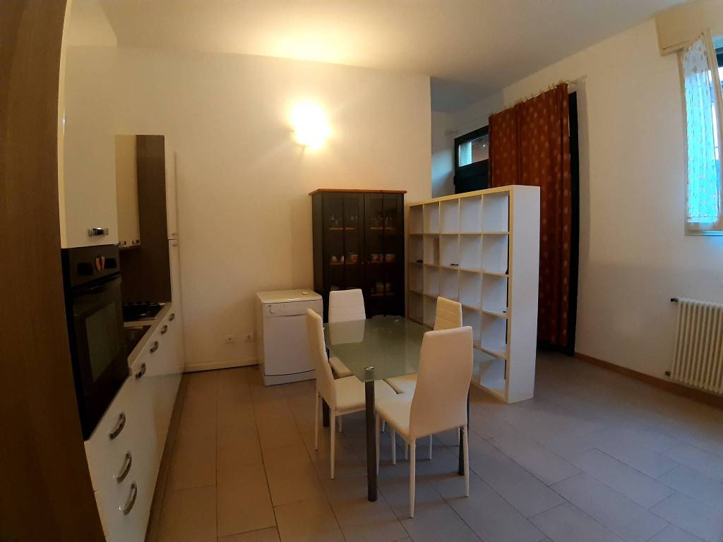 Appartamento a Ferrara in Via Mortara, 23 - Foto 2