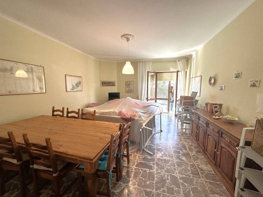 Appartamento a Formia in Lungomare Città di Ferrara - Foto 3