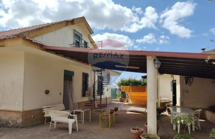 Villa a Piazza armerina in Contrada Rasalgone - Foto 3