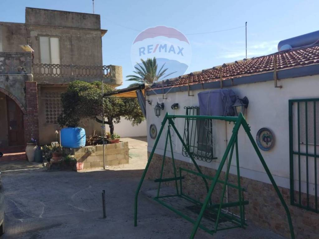 Villa a Vittoria in via baia dorica, 23 - Foto 3