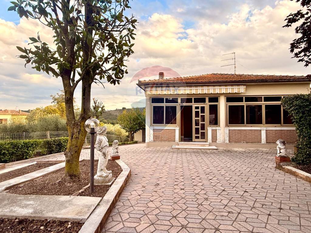 Villa a Collecorvino - Foto 2