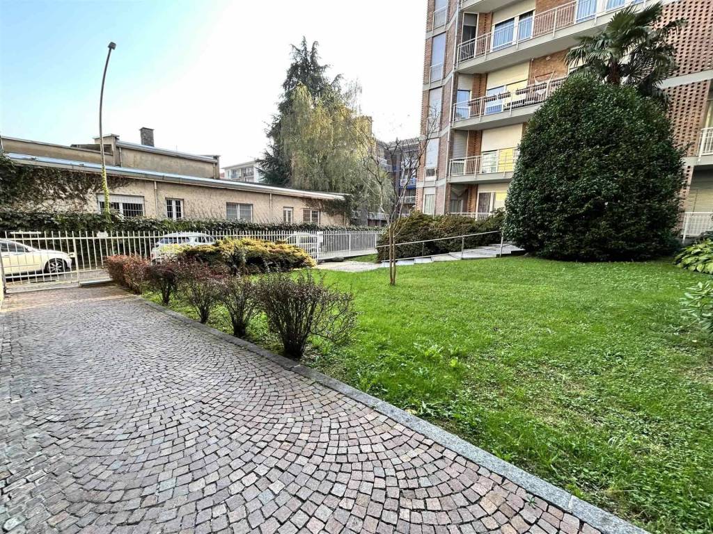 Appartamento a Biella in VIA LUIGI SERRA , 4 - Foto 3