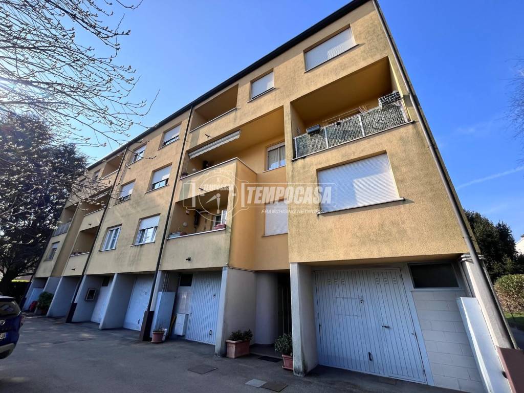 Appartamento a Cermenate in Via REPUBBLICA - Foto 2