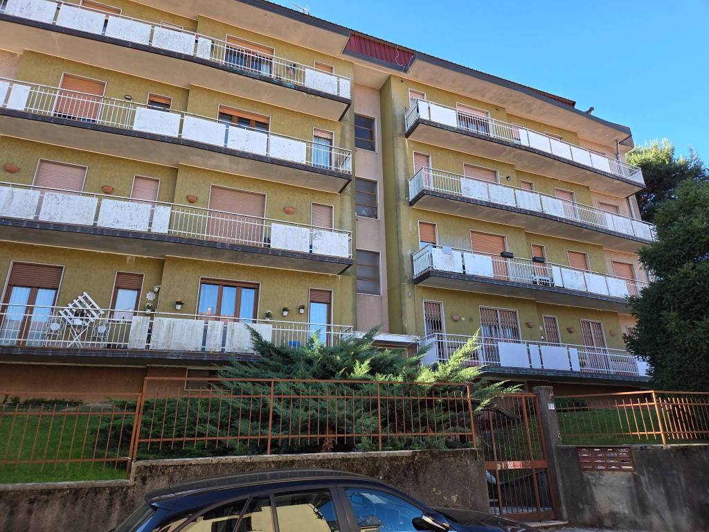 Appartamento a Arsago seprio in Via Giuseppe Garibaldi, 27 - Foto 2