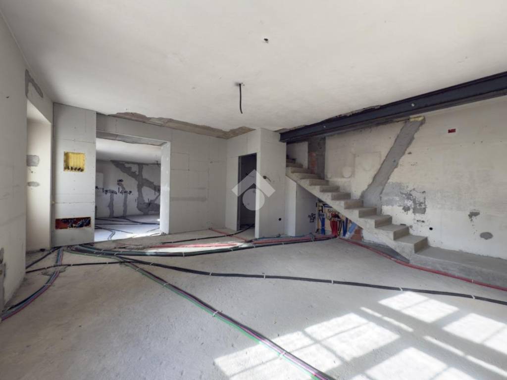 Casa indipendente a Mazzo di valtellina in Via Vione, 36 - Foto 2