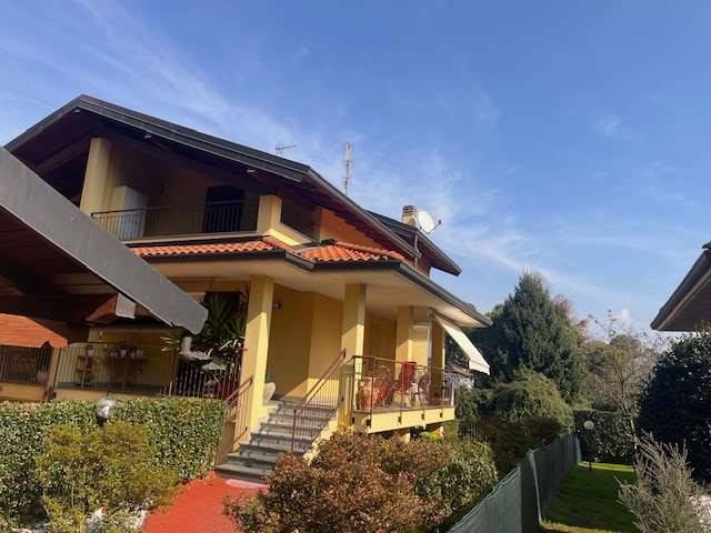 Villa a Castelletto sopra ticino in Ramacci - Foto 2