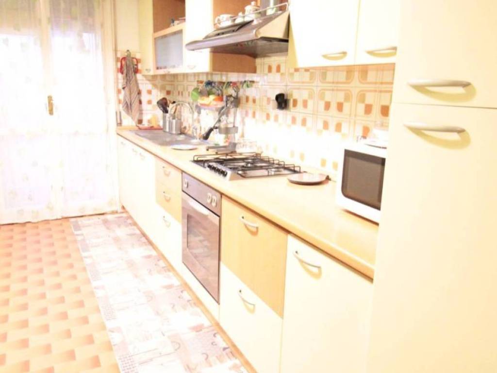 Appartamento a Cento in Via Carpeggiani - Foto 4