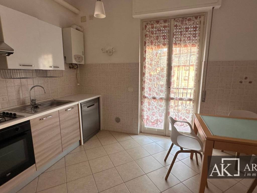 Appartamento a Novara in Via Brofferio, 15 - Foto 3