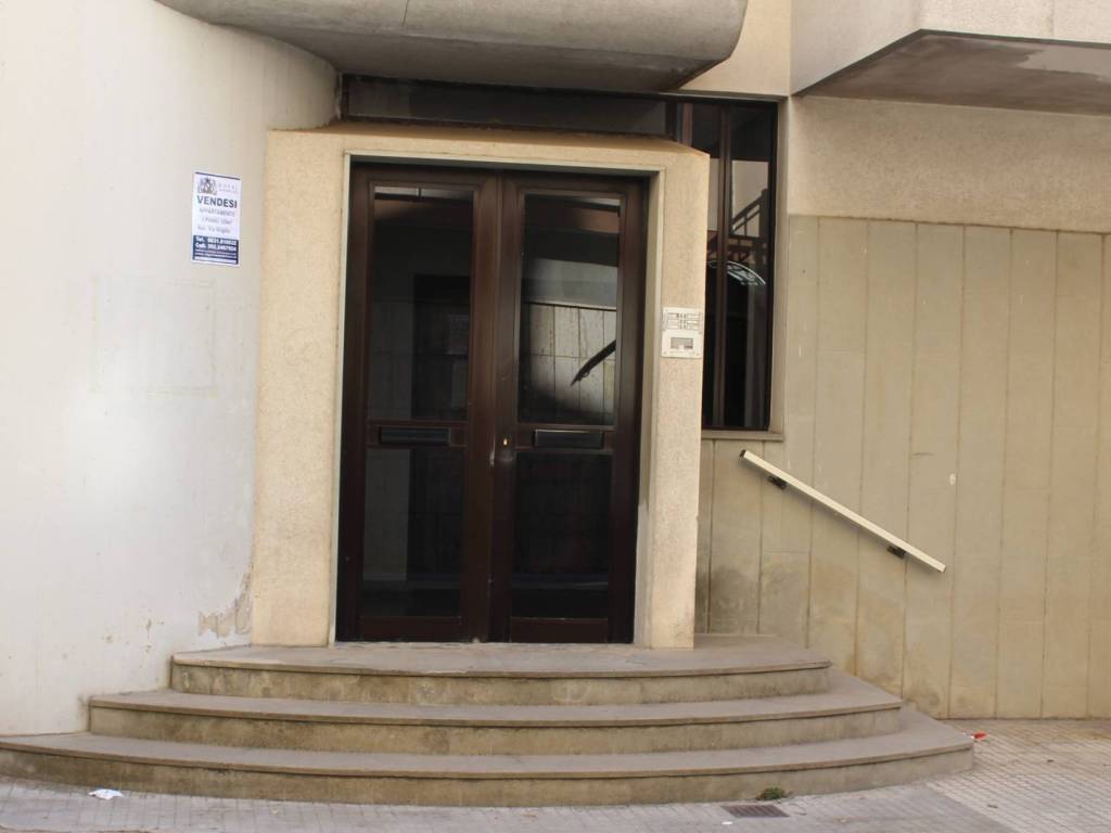 Appartamento a Francavilla fontana in Via Virgilio, 1 - Foto 3