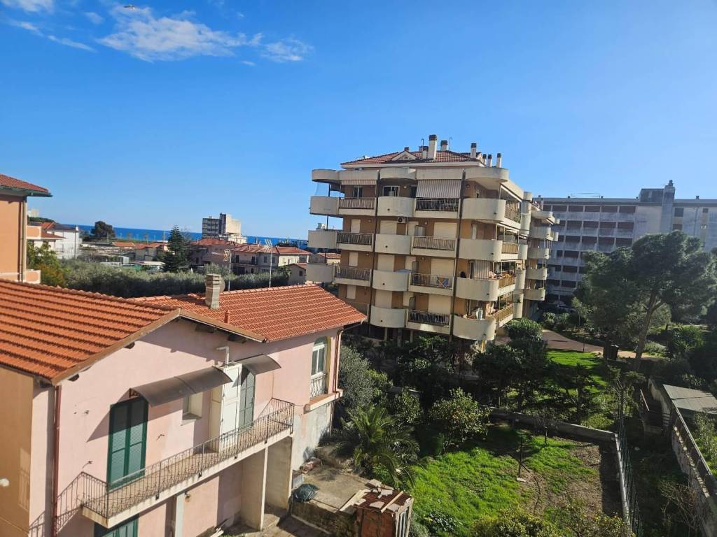 Appartamento a Vallecrosia - Foto 2