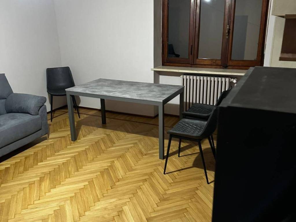 Appartamento a Chivasso in Piazza della Repubblica - Foto 3