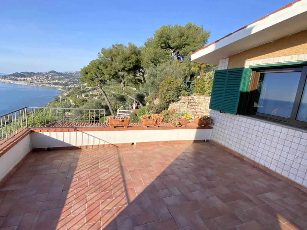 Appartamento a Imperia in Via Aurelia - Foto 4