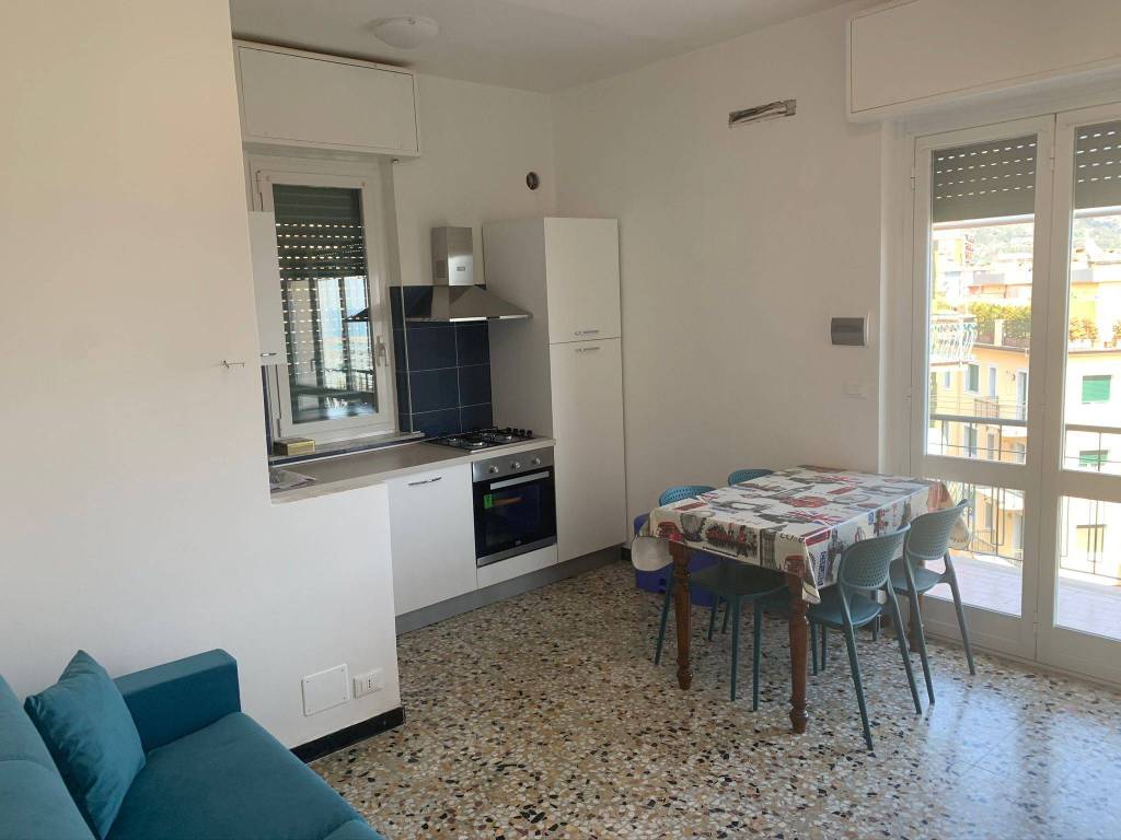 Appartamento a Varazze in Via Michelangelo Corosu - Foto 3