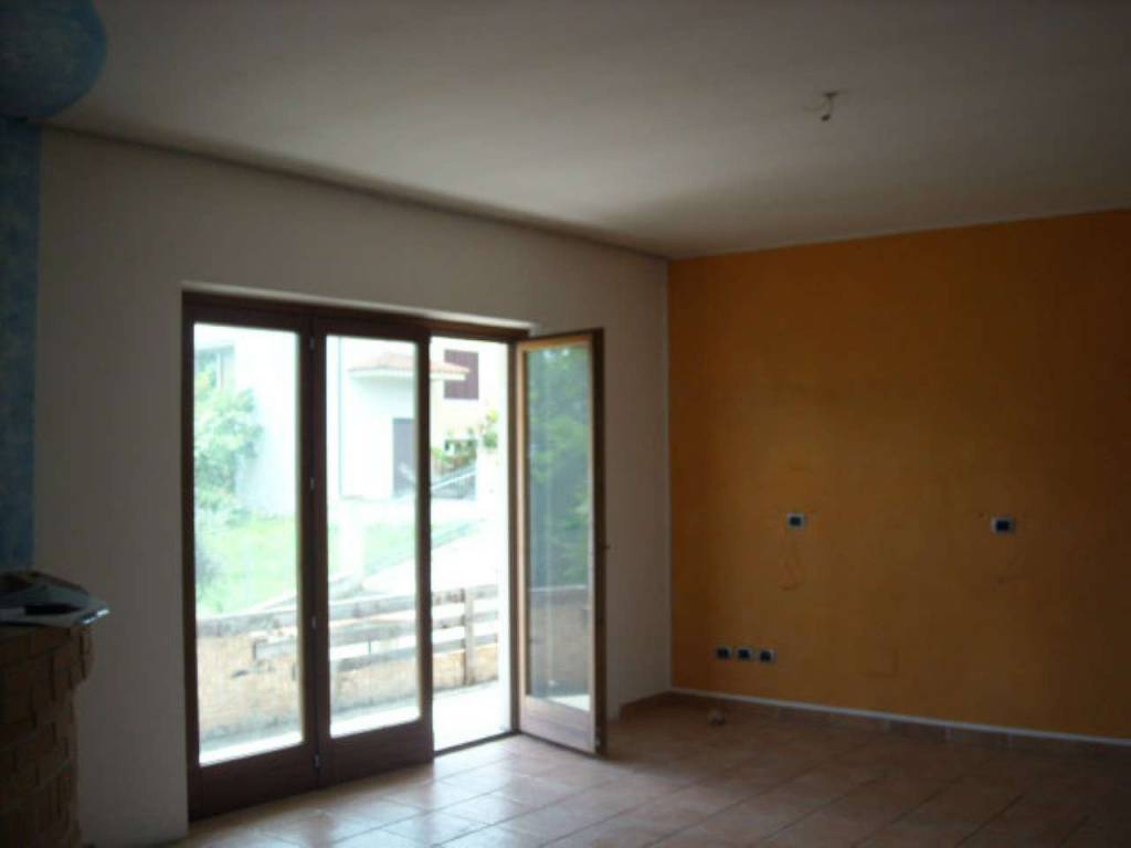 Appartamento a Mosciano sant'angelo in via Adige 11 - Foto 5