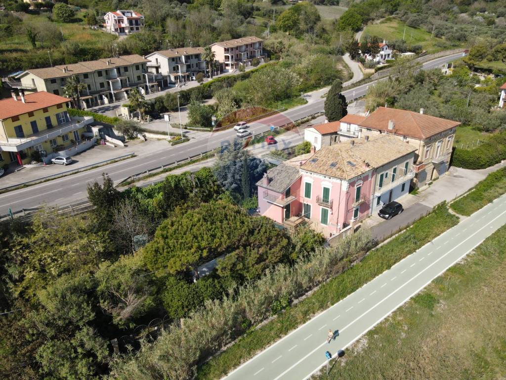 Appartamento a San vito chietino in Via Cintioni - Foto 3