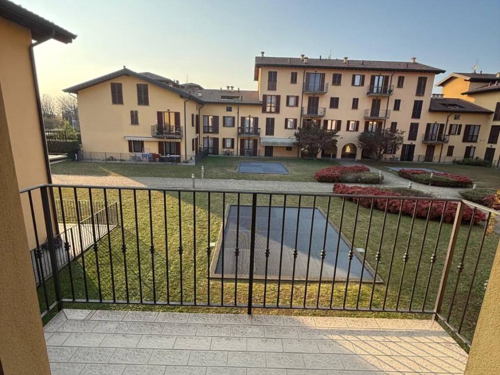 Appartamento a Fino mornasco in Piazza della Tessitura, 5 - Foto 2