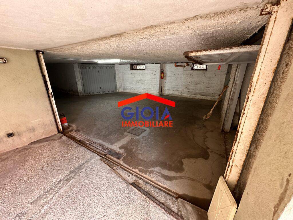 Box / garage a Mondragone in Viale Europa - Foto 4