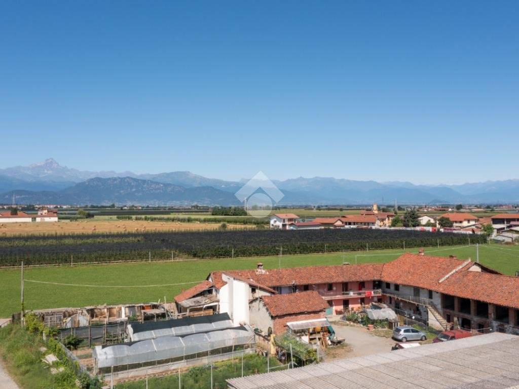 Casa indipendente a Saluzzo in REGIONE RUATA EANDI, 20 - Foto 3