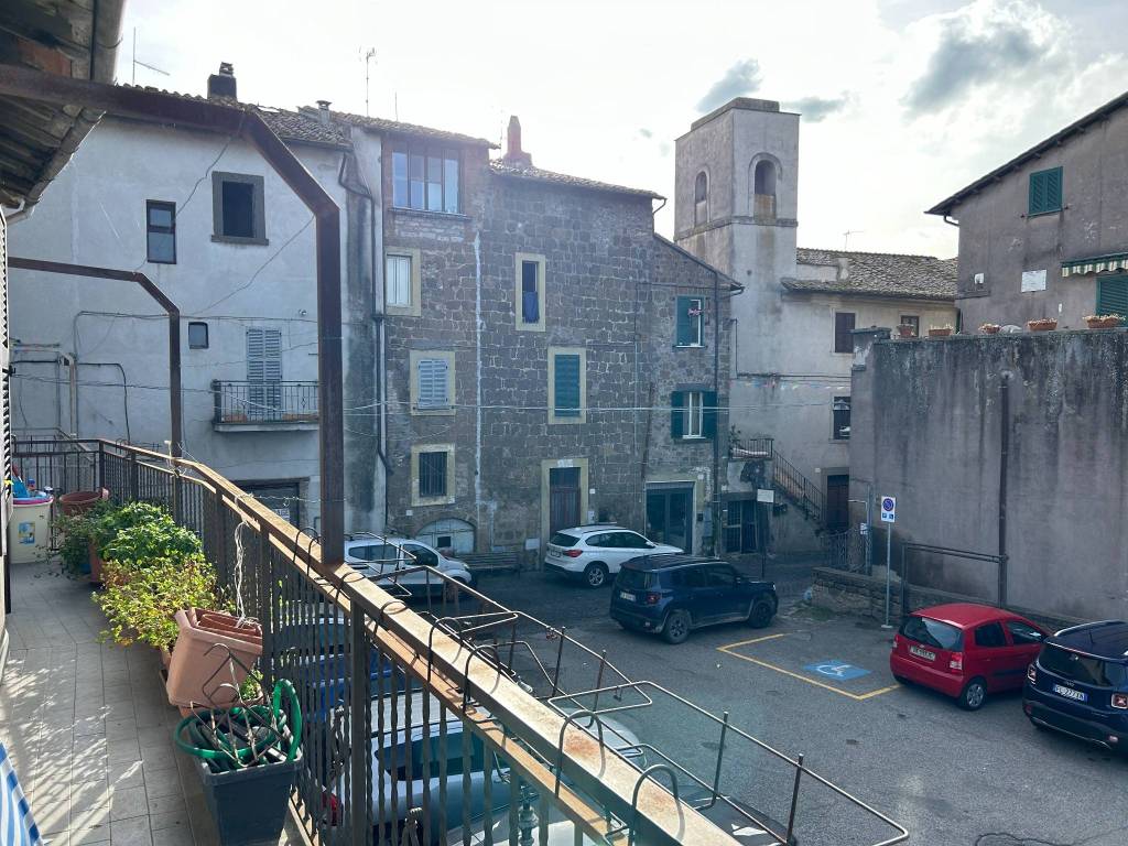 Appartamento a Vetralla in Via Cassia - Foto 2