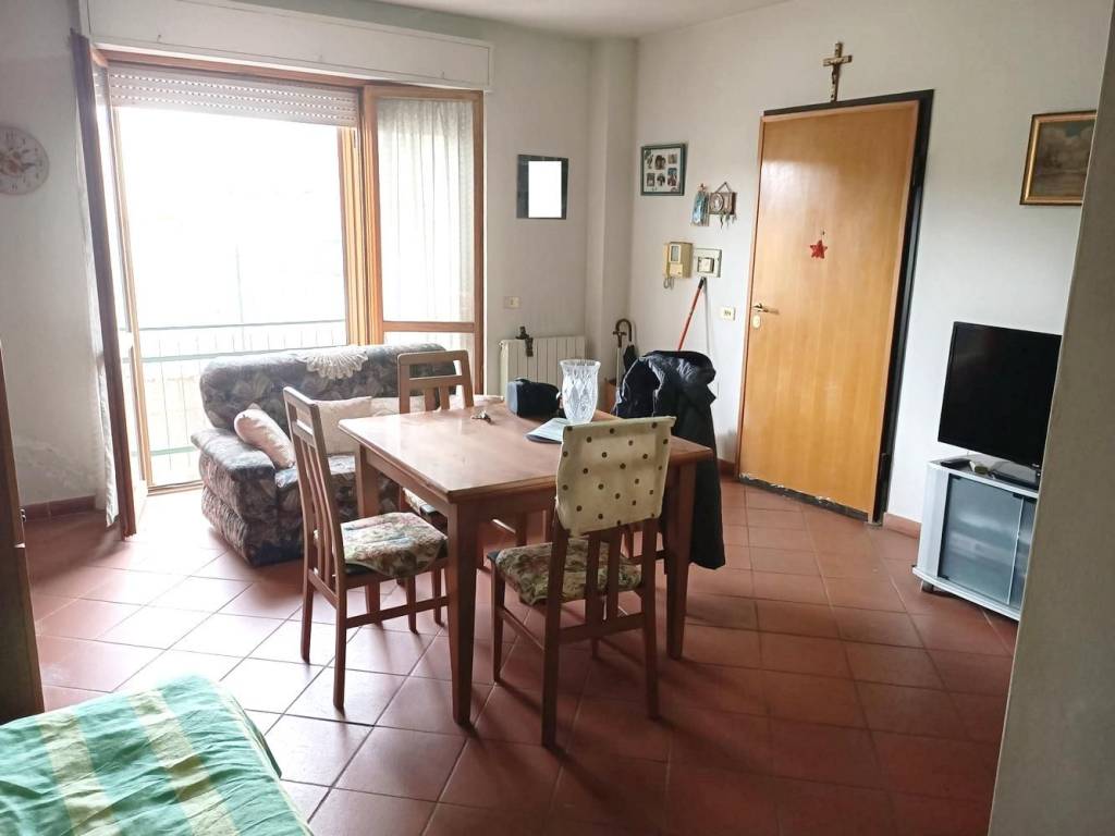 Appartamento a Spoleto in Viale Guglielmo Marconi, 440 - Foto 2