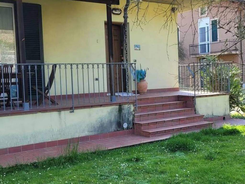 Villa a Sarzana in Via Nave S.N.C. - Foto 4