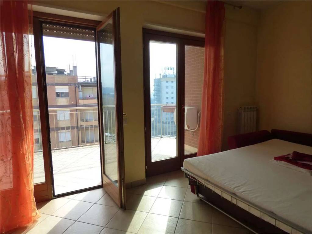 Appartamento a Frosinone in Via Cesare Terranova, 12 - Foto 2