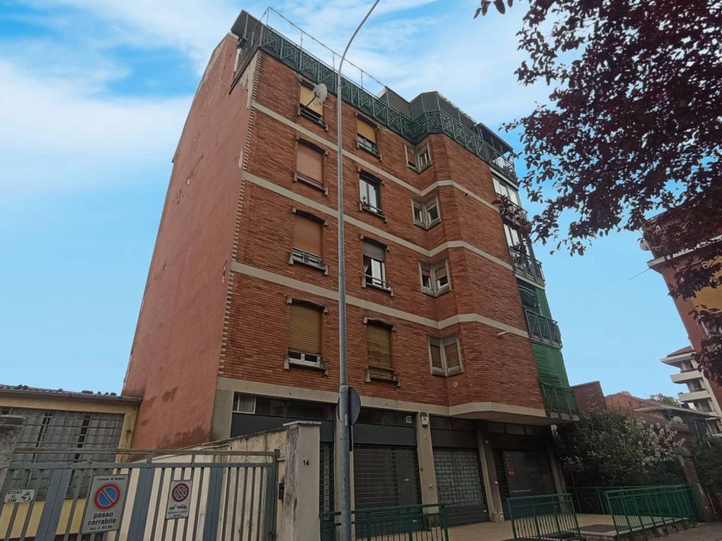 Appartamento a Baranzate in Via Asiago, 4 - Foto 2