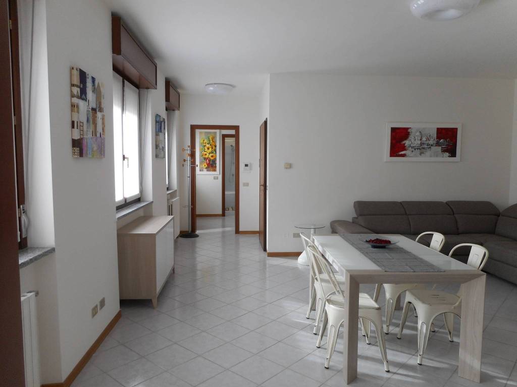 Appartamento a Lodi in Viale Dalmazia, 21 - Foto 5