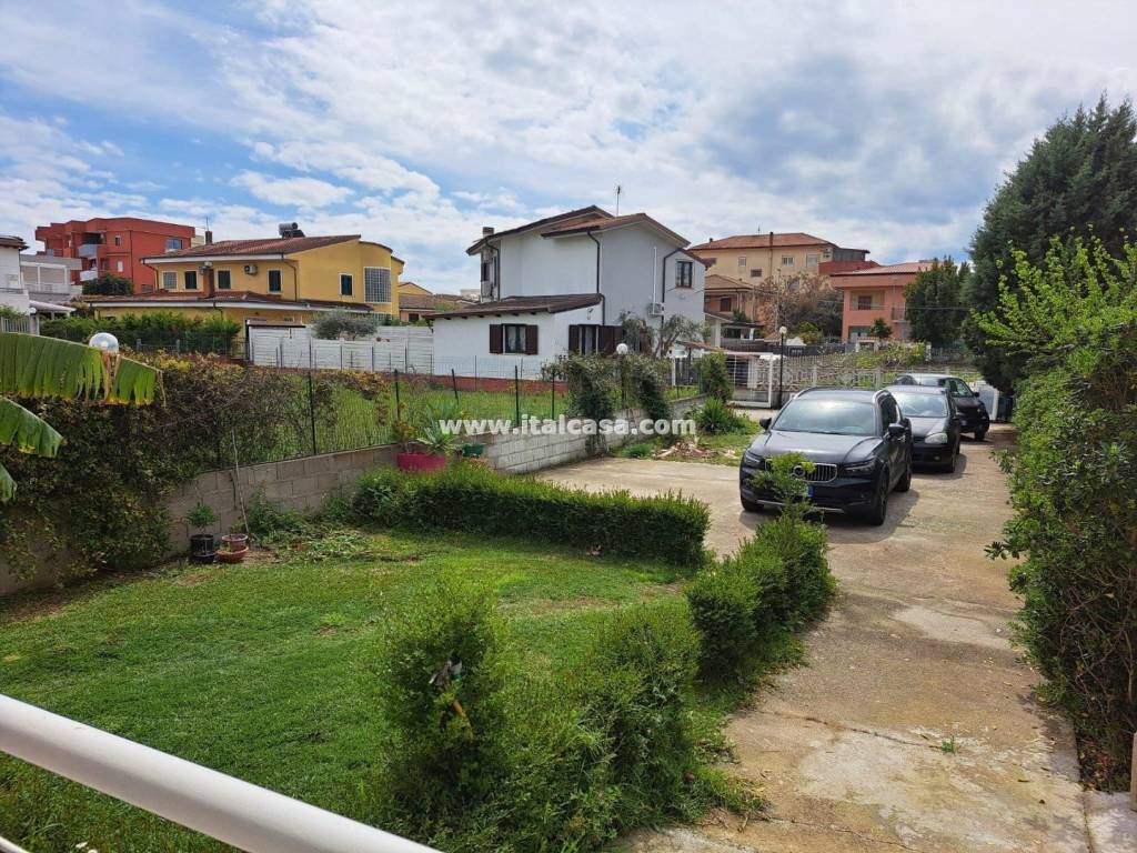 Villa a Crotone in Via Nazioni Unite - Foto 3