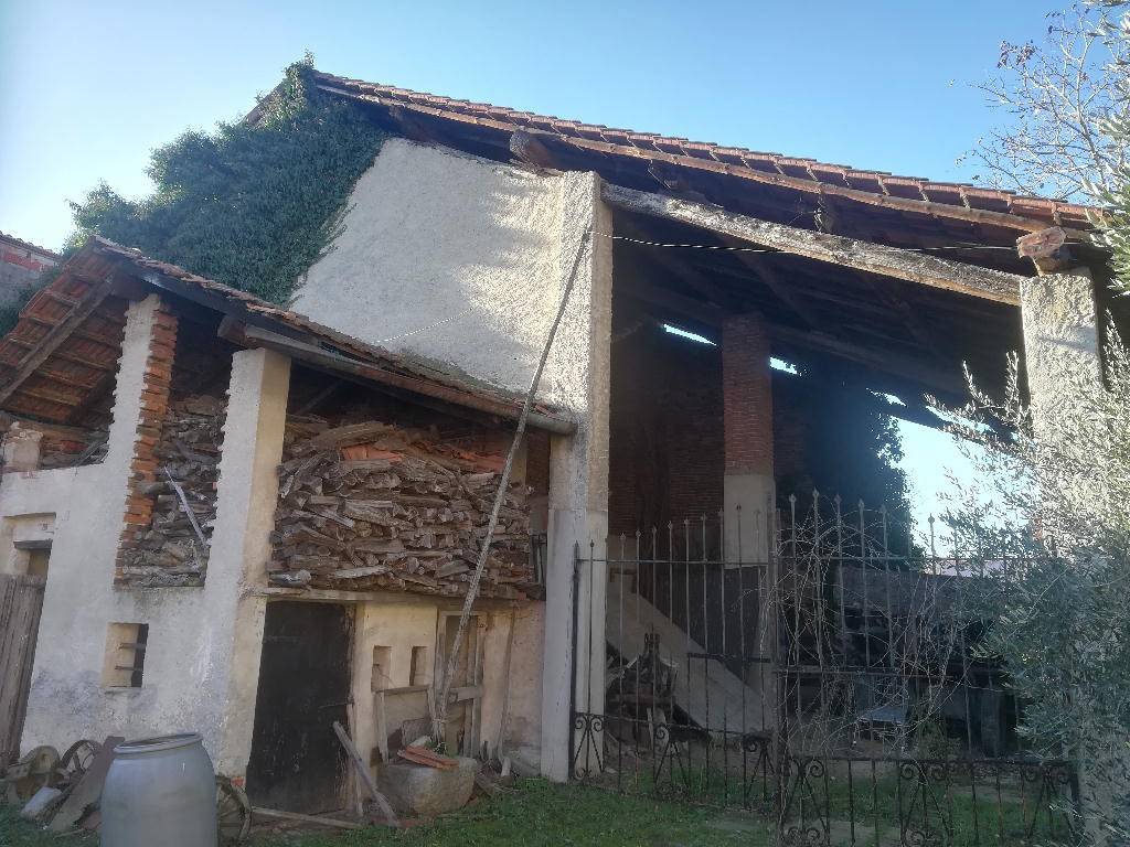 Rustico / casale a Oleggio in Via San Giovanni - Foto 2