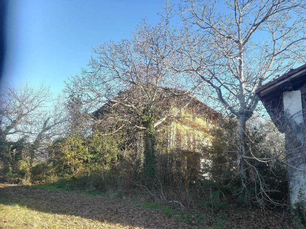 Rustico / casale a Oleggio in Via San Giovanni - Foto 3