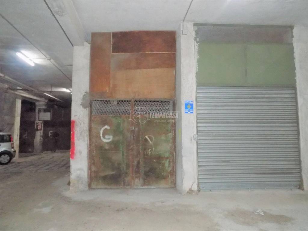 Box / garage a Casoria in via Duca D'Aosta 69 - Foto 3