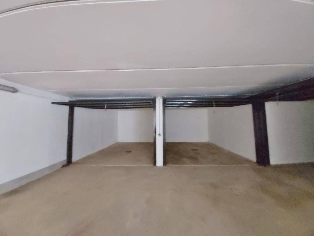 Box / garage a Casatenovo in VIA BORROMEO - Foto 2