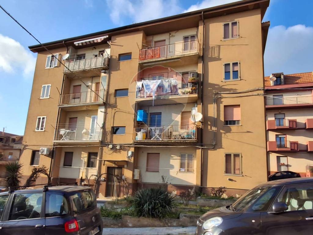 Appartamento a Calascibetta in via Maddalena Seconda, 18 - Foto 2