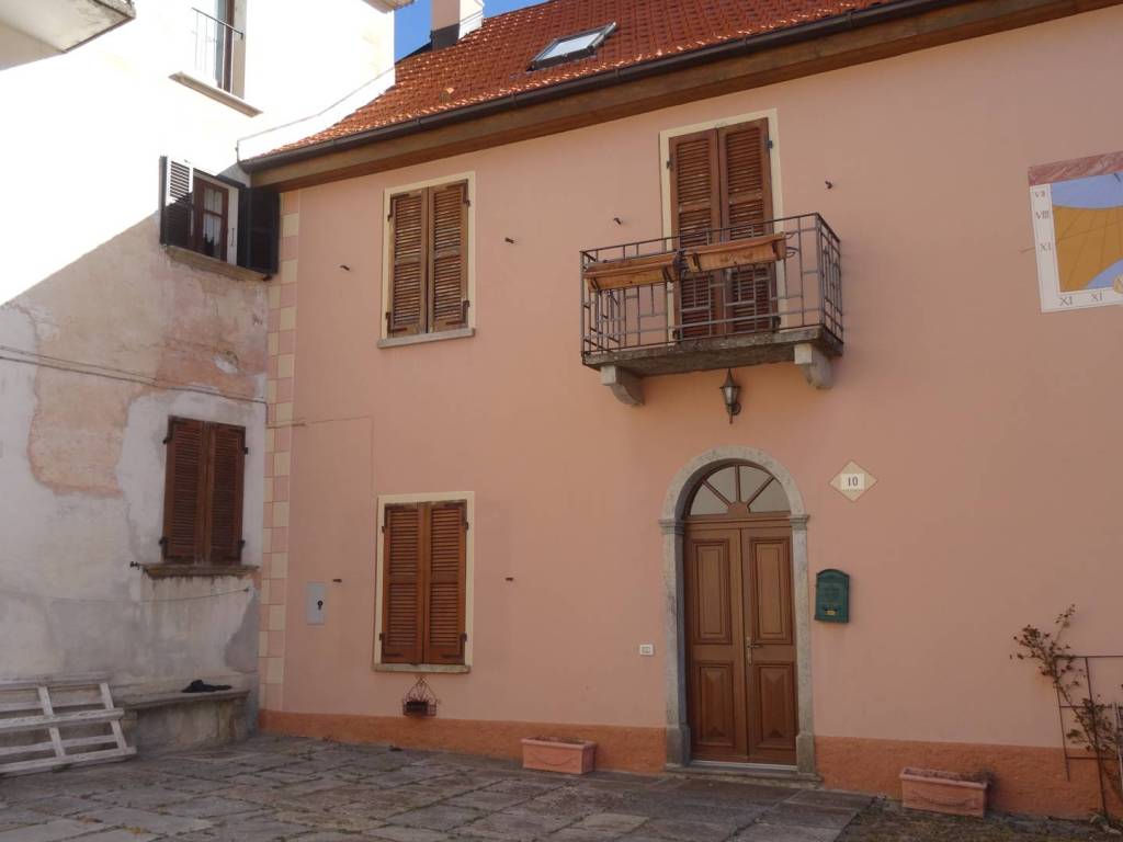 Casa indipendente a Druogno in Via Cadone - Foto 2