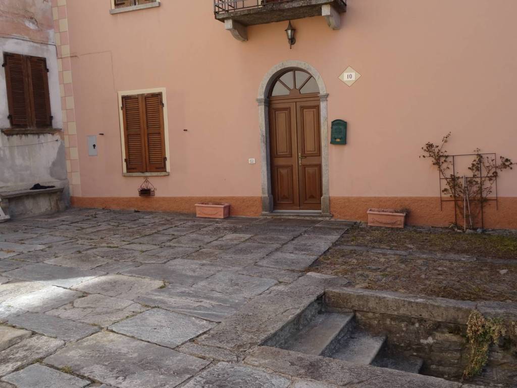 Casa indipendente a Druogno in Via Cadone - Foto 3