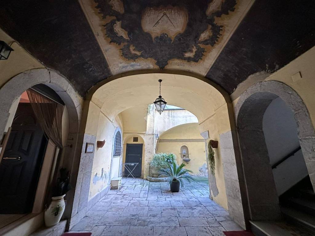 Casa indipendente a Montesarchio in Via de Ferraris, 22 - Foto 4