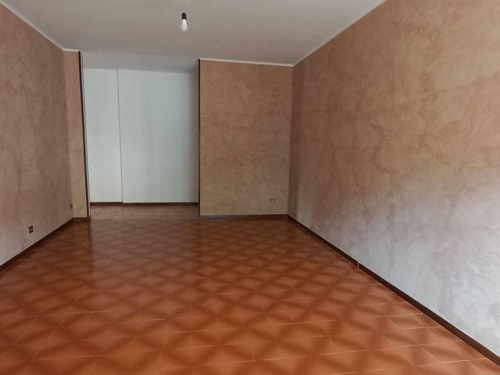 Appartamento a Cuvio in Via Erminia Maggi, 19 - Foto 5