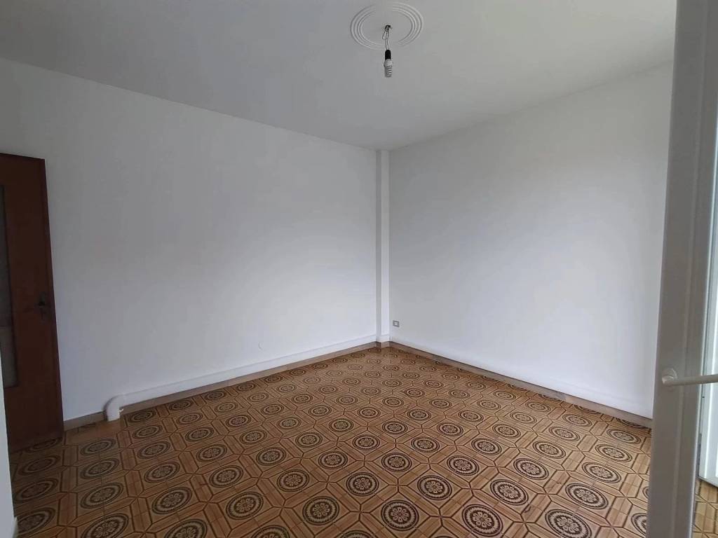 Appartamento a Ventimiglia in Via Luigi Isnardi, 6 - Foto 3