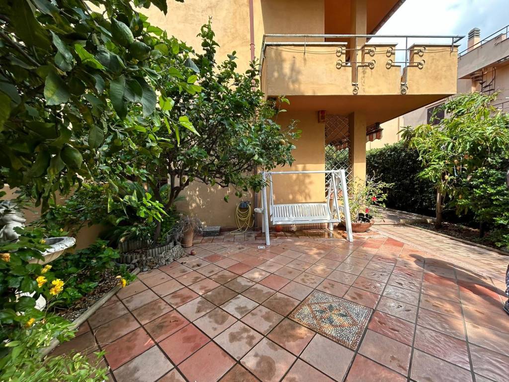 Villa a Santa marinella in Via Meleagro - Foto 3