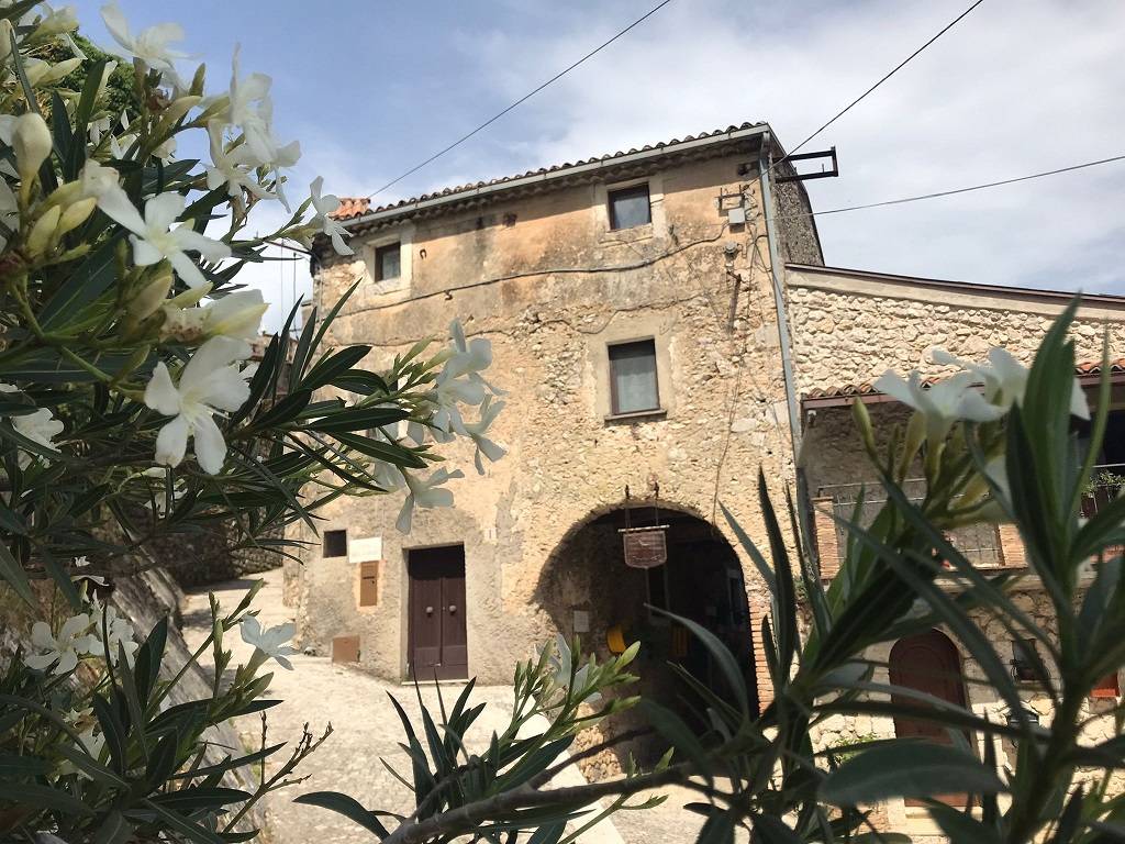 Casa indipendente a Colle san magno in Via della Liscia, 21 - Foto 2
