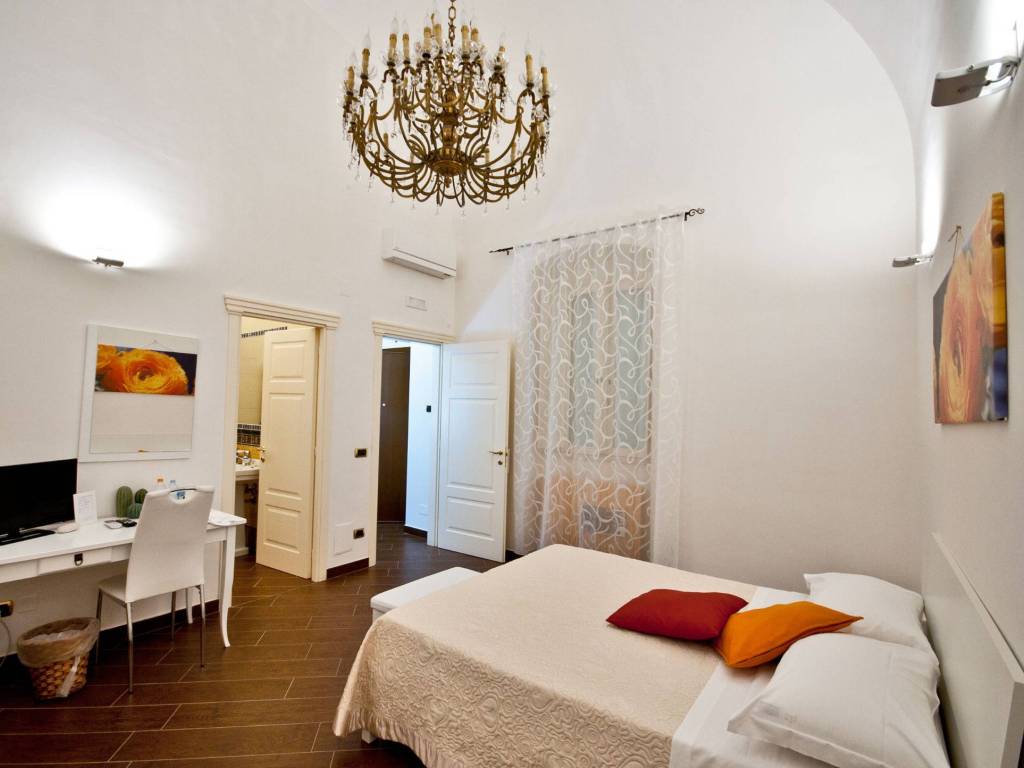 Palazzo / stabile a Trani in Via Simone De Brado - Foto 4