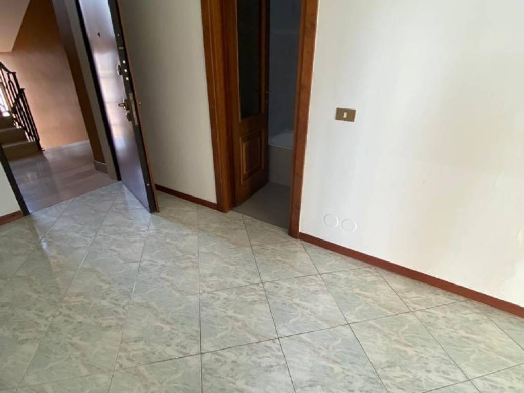 Appartamento a Rivolta d'adda in Via Dante Alighieri - Foto 4