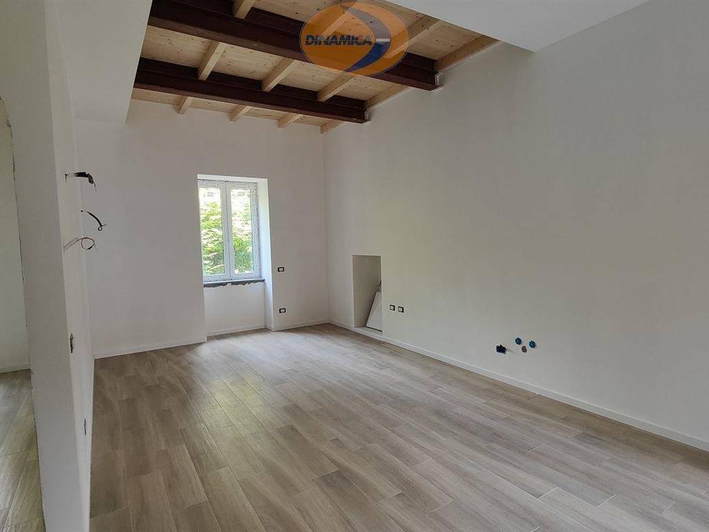 Appartamento a Monticello brianza in Via Bocconi - Foto 2