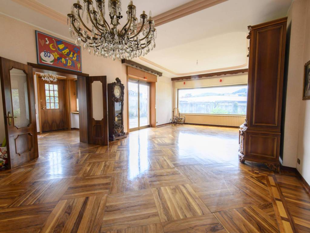 Villa a Gorizia in VIALE XX SETTEMBRE - Foto 2